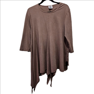 M Square Asymmetrical Top